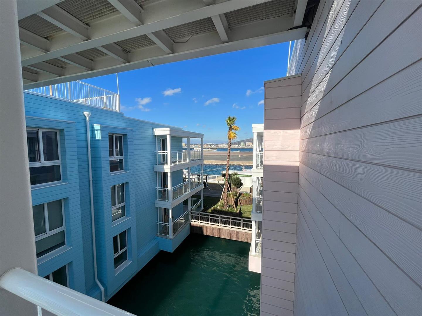 Image of Apartment - 2 Bedrooms - 2 Bathrooms for Rental in Marina Club-Gibraltar, Image 10